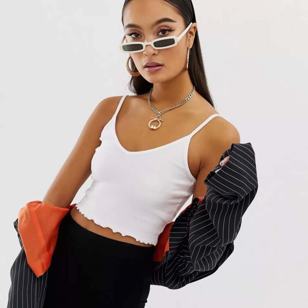 COLLUSION Crop Ribbed Bralette w Lettuce Edge white